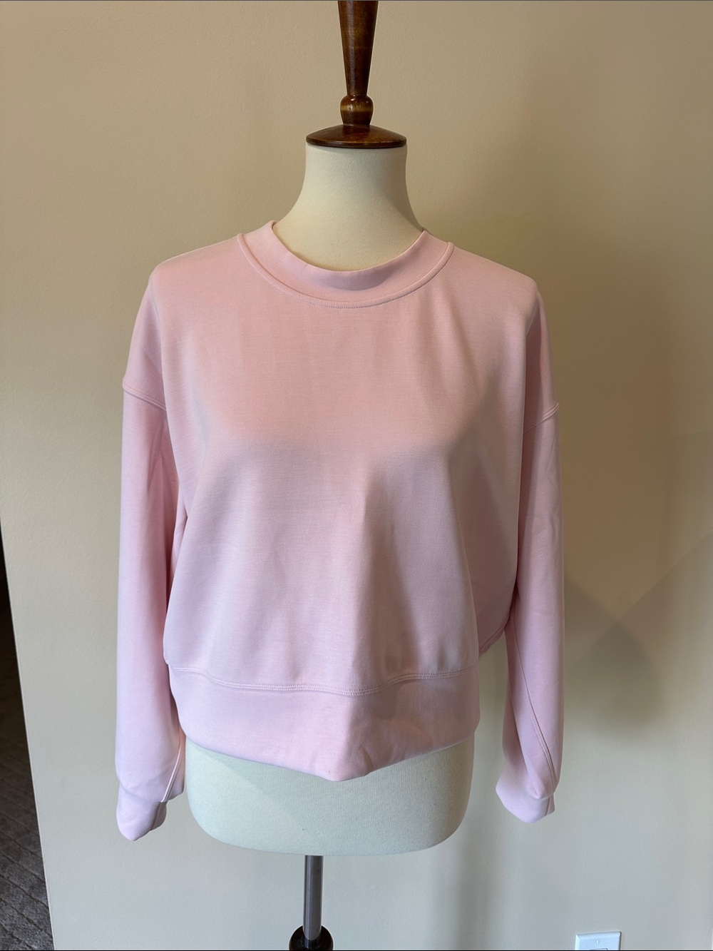Lululemon sweatshirt